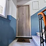 Apartment Palace